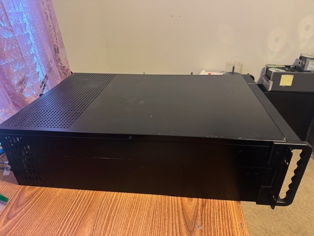 Cutomized X86 based Linux Suse10.1 Server system w/ 2 Raid drives in 4U Chassis