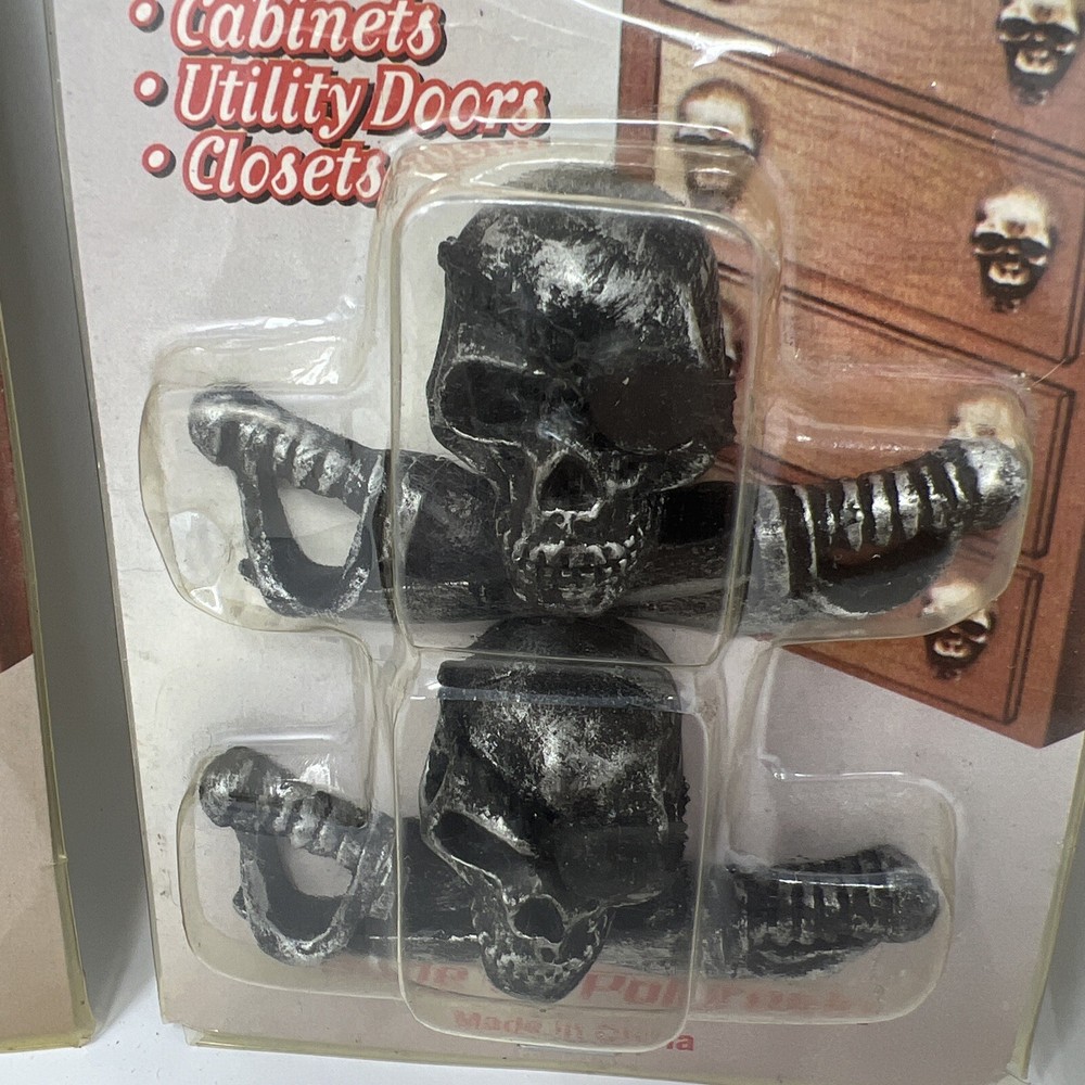 Hot Topic Vintage Skull Pirate Drawer Knobs Pulls 1 Complete 2 Incomplete