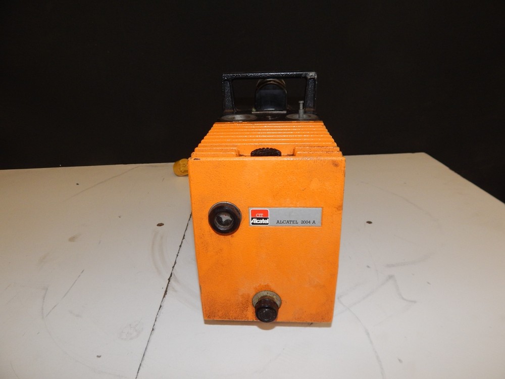 ALCATEL 2004A VACUUM PUMP (TJD22)