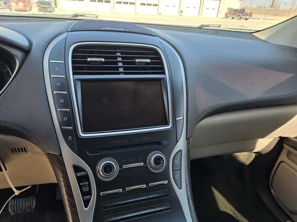 2016-2017 Lincoln MKX Front Center Dash Mounted 8" Display Touch Screen