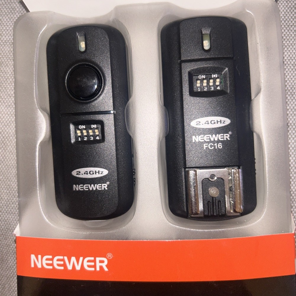 NEEWER FC-16 CAMERA FLASH/STROBE FITS NIKON