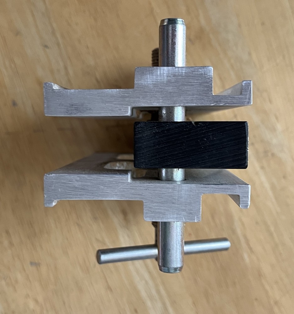 "Dowl-it" Self-Centering Dowel Drill Guide Model No. 1000.