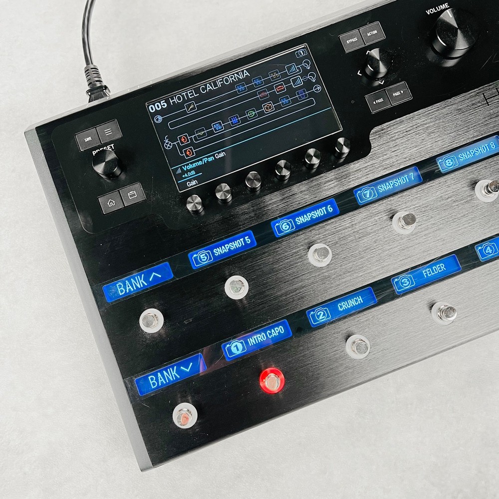 Line 6 Helix Guitar Multi-Effects Floor Processor 2023 - Black