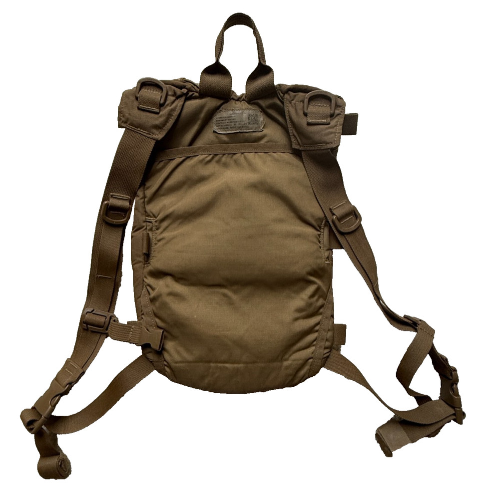 USMC Hydration Pack Carrier with 100 oz Bladder CamelBak Coyote EXCELLENT