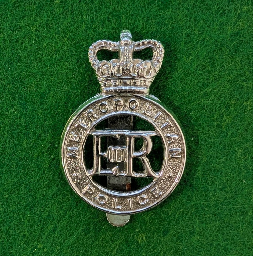 Metropolitan Police - cap badge