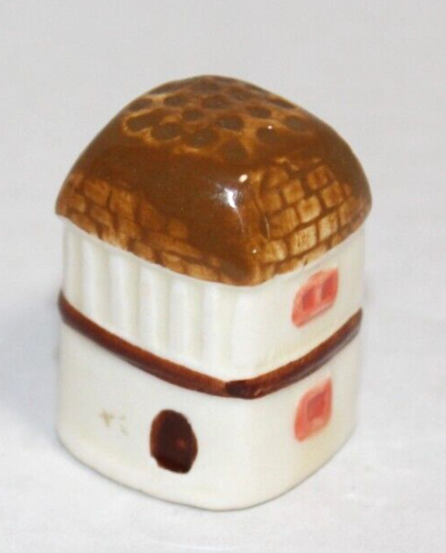 1979 Schmid Ceramic English Cottage Thimble
