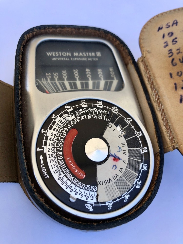 ⬛️Vintage WESTON MASTER III Light Meter Model 737  W/ Leather Case