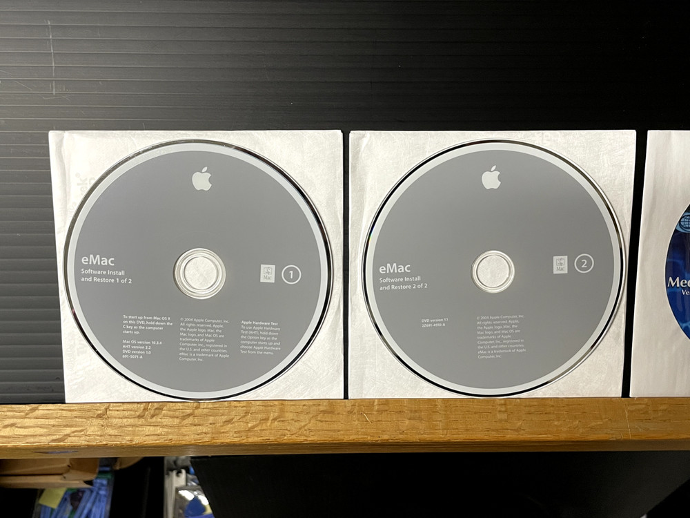 Apple eMac Mac OS X 10.3.4 Software Installation DVD 2 DVD's