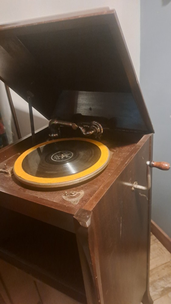 Est 1920s Sonora Victrola Phonograph