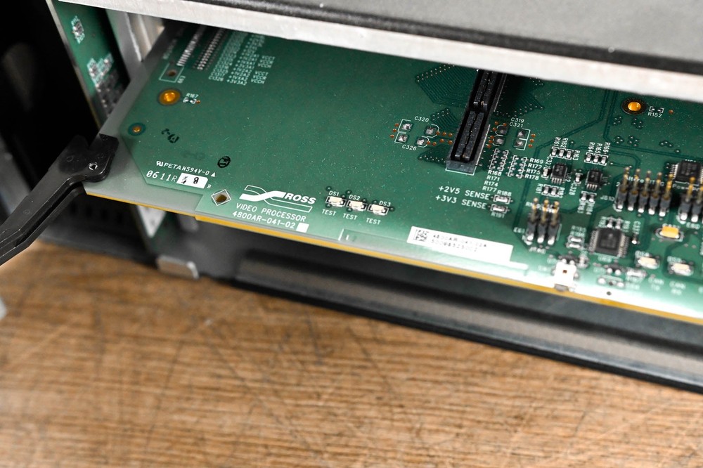 Ross Vision QMD 1 M/E Video Switcher with Vision 1 Panel CG007VZ