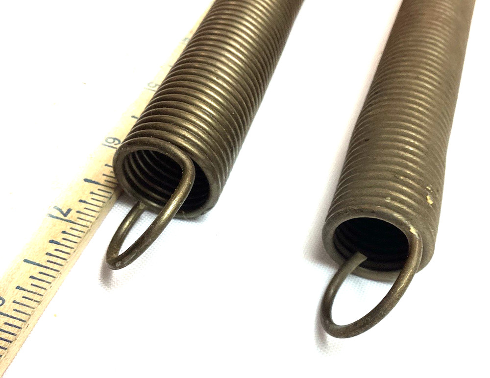Wurlitzer 2900 Fall Support Return Spring # 126280 & # 123520