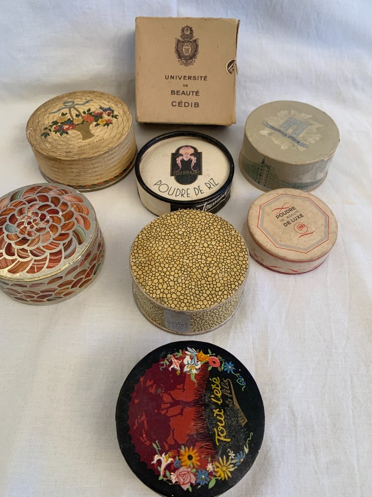 7 antique powder boxes, filled