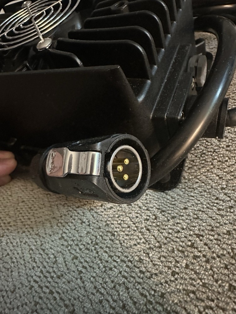 Surron Light Bee x Charger (10Amps)