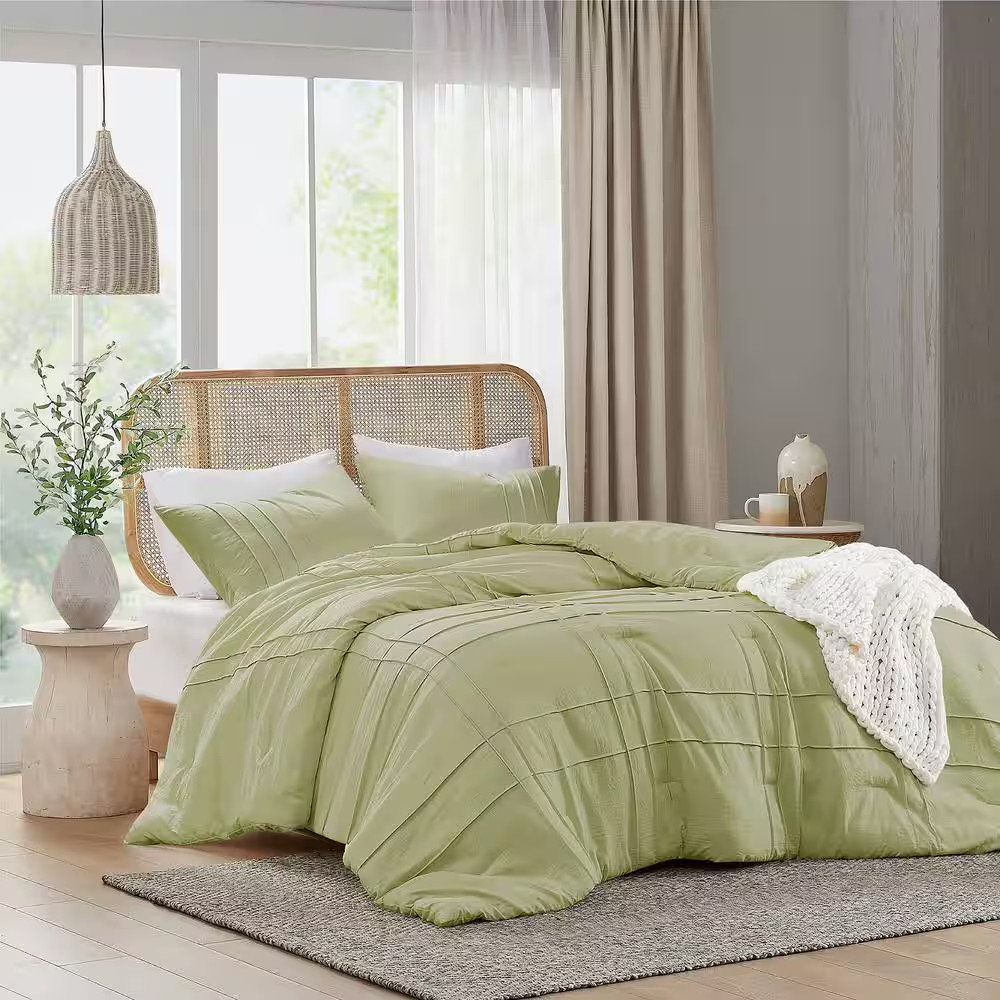Porter 3-Piece Sage Microfiber King Soft Washed Pleated Comforter Set