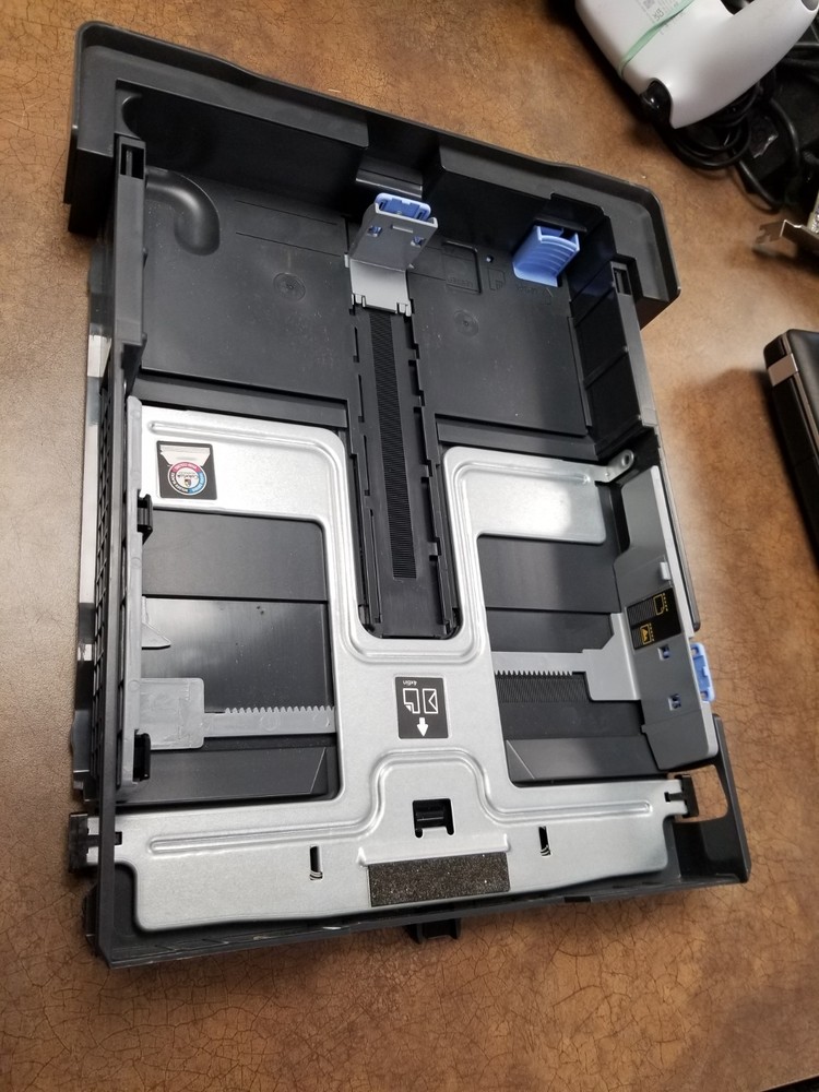 HP Officejet Pro 8620 Input Papertray