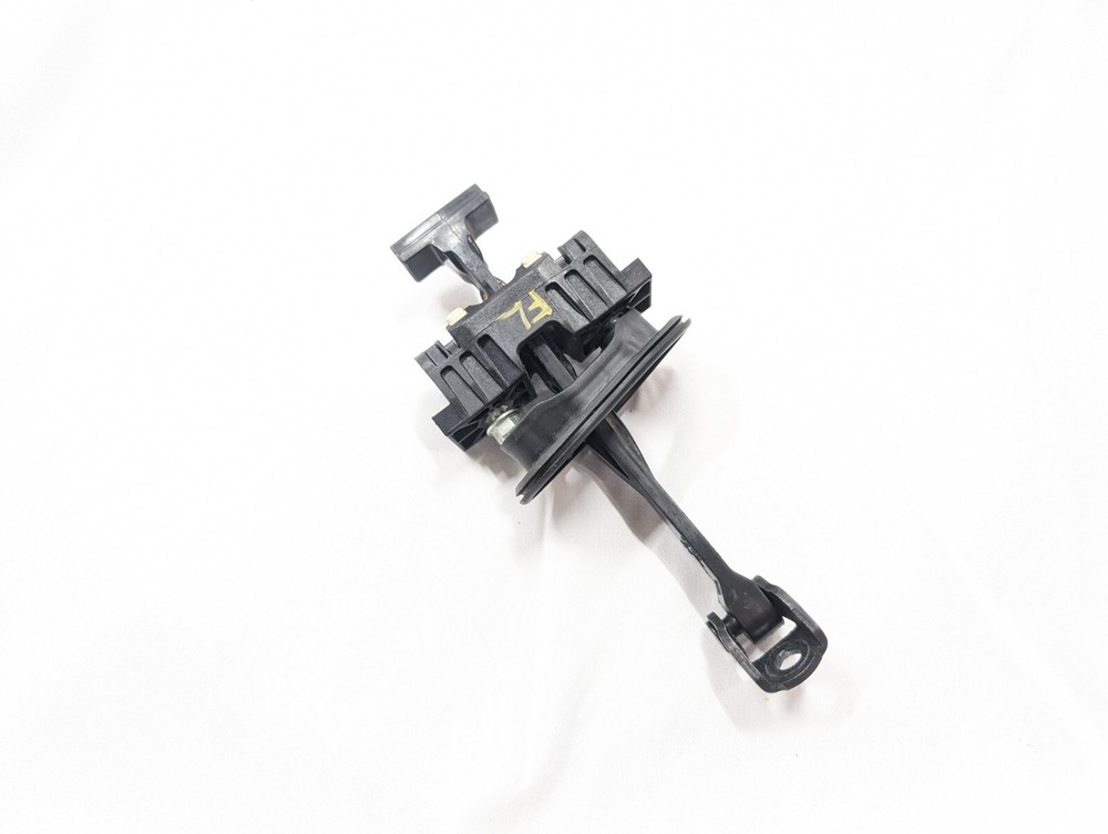 10-11 SAAB 9-5 FRONT LEFT/RIGHT DOOR CHECK LINK STOPPER