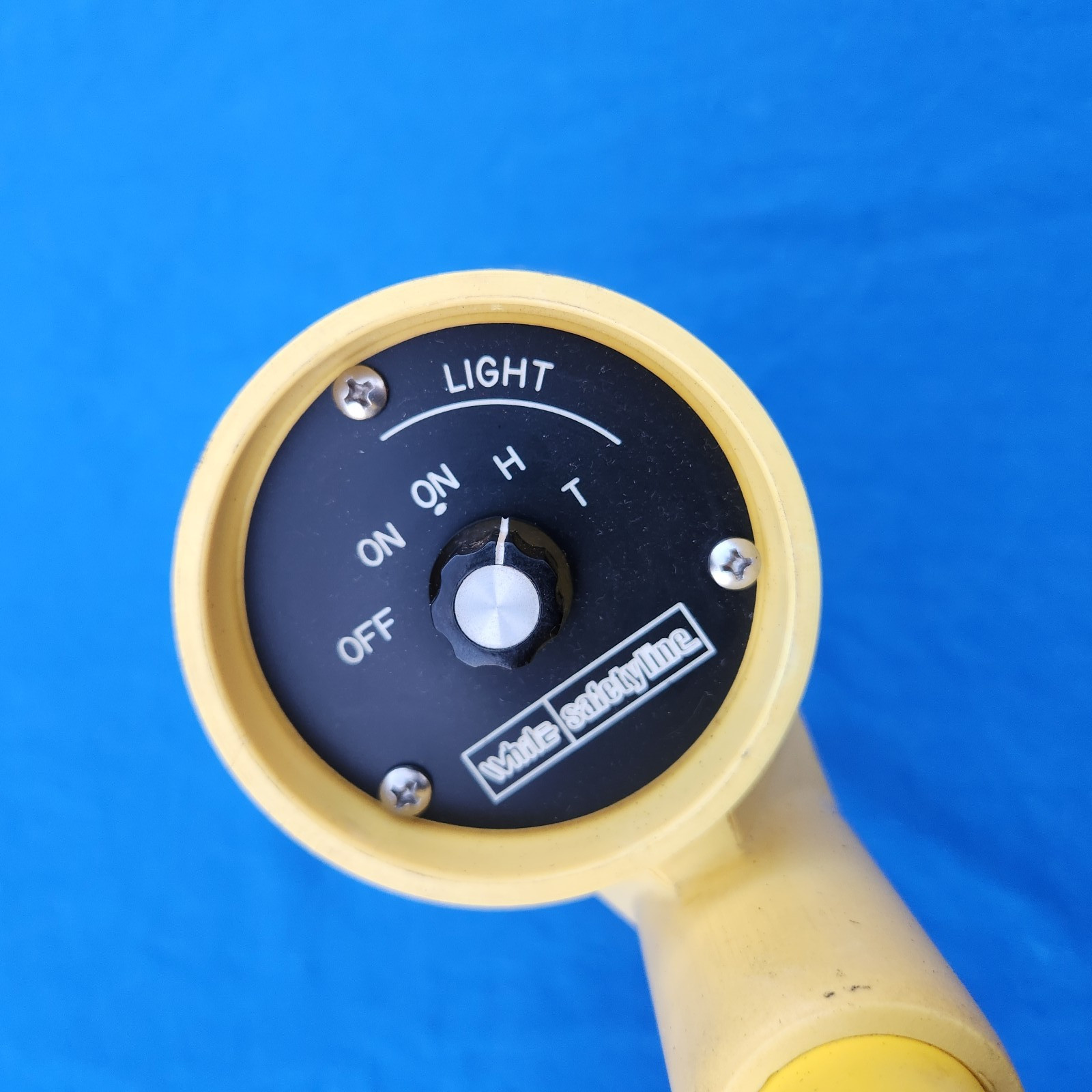 BIERER VDAH300 Transmission Distribution Line Voltage Detector 0-300 KV - used