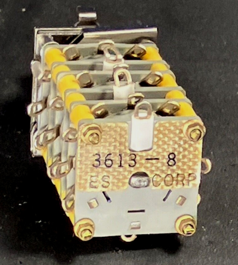 ELECTROSWITCH 3-pole 8-pos Snap-Action Switch. NOS -in Bag/in Box.