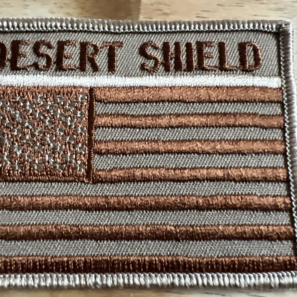 VINTAGE 1990 US Army Operation Desert Shield Patch