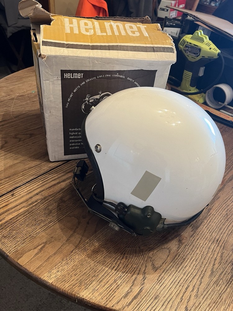 Vintage Pilot Aircrew Helmet ?
