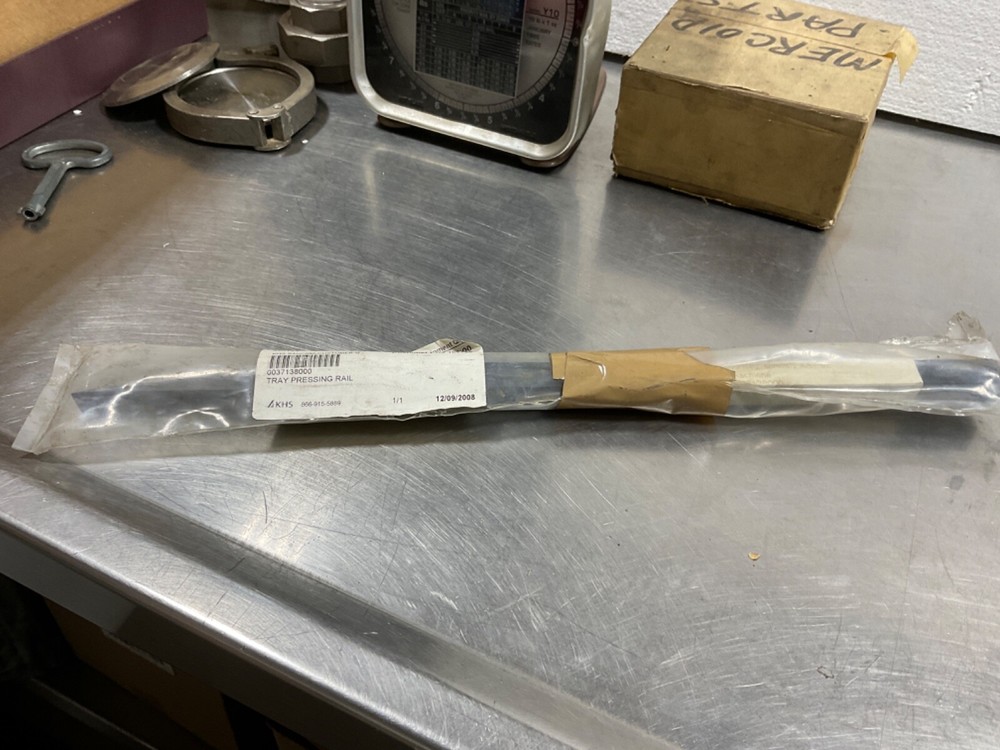 KHS-BAHC880 TRAY PRESSING RAIL 822154 NEW