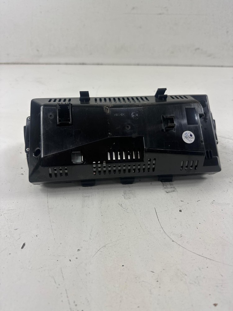 08-13 BMW E90 E92 E93 M3 OEM On Board Navigation Radio Info Screen Display