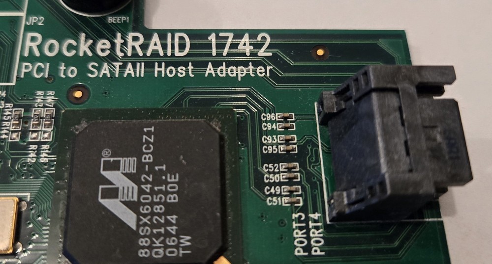 HighPoint RocketRAID 1742 4-Channel PCI SATA 3Gb/s RAID Controller