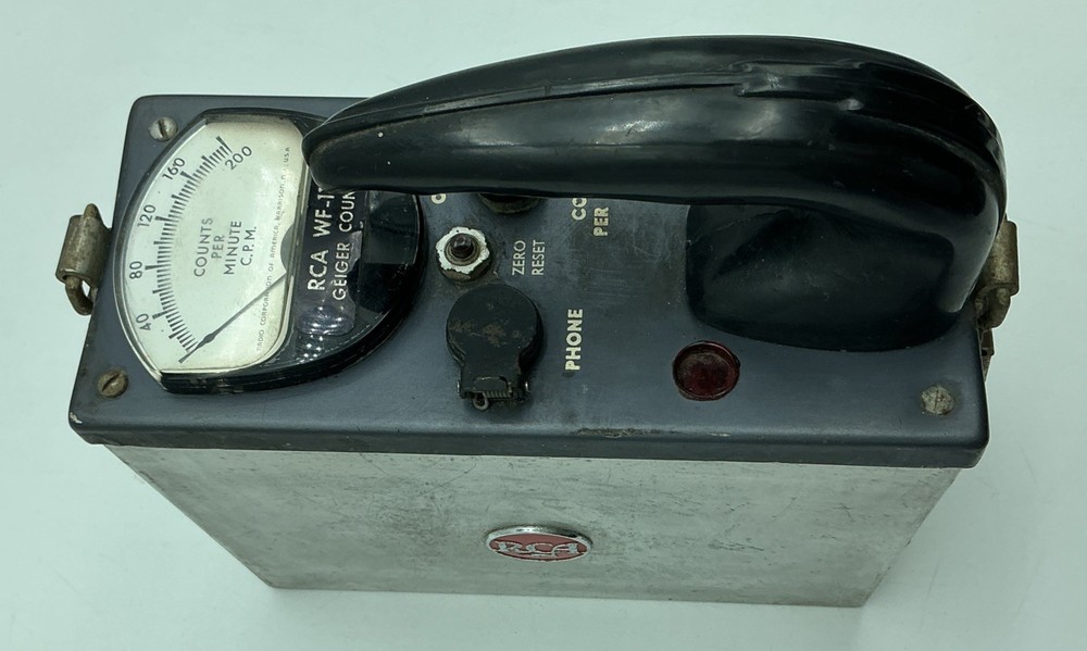 Vintage RCA WF-11A Geiger Counter Atomic Era Untested