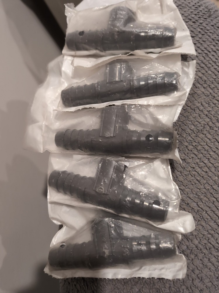 (5) pack SpearPipe Fitting Insert Tee, Female, Poly 3/4" x 3/4" x 1/2" 02-101BC