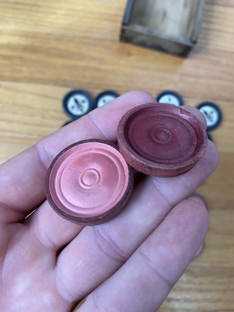 Vintage 30 Backgammon Checker Bakelite Pieces Fleur De Lis