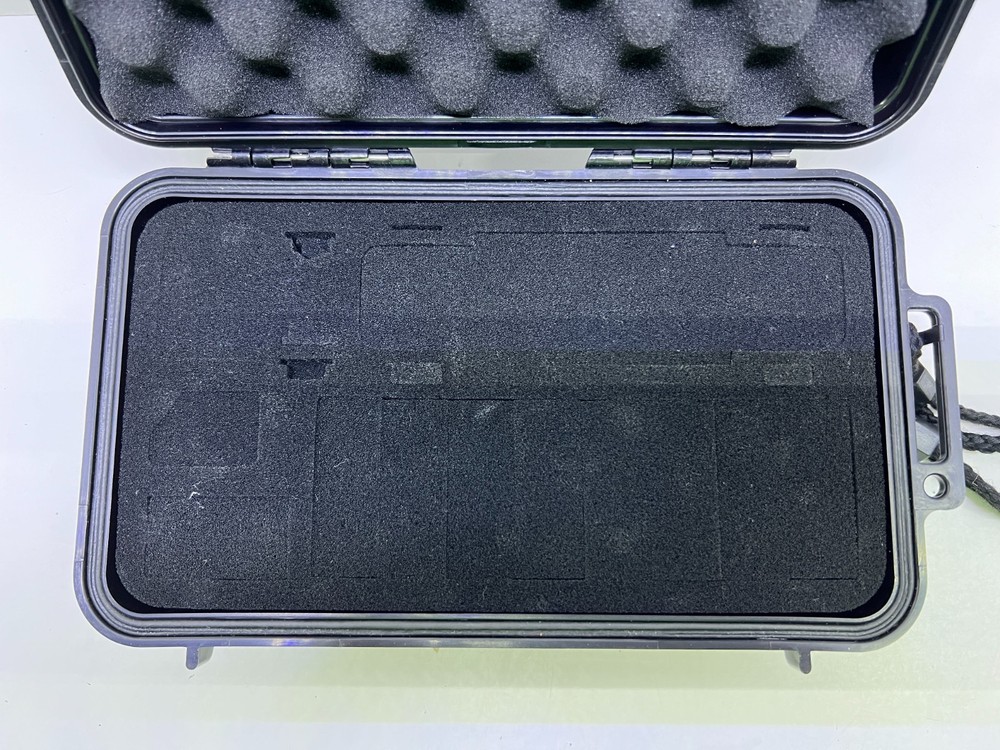 Smatree Waterproof Hard Universal Compact Case (SA567) - BLACK
