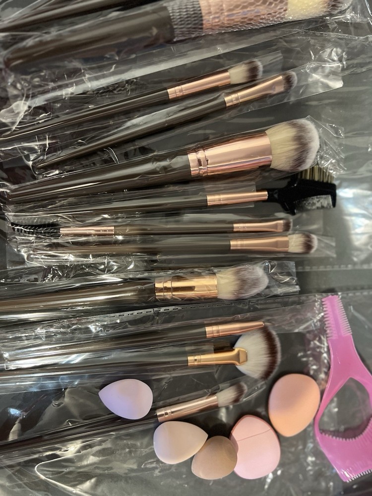 Makeup Brush Set 15 Black Makeup Brushes, Professional Set for Beginners(Coffee