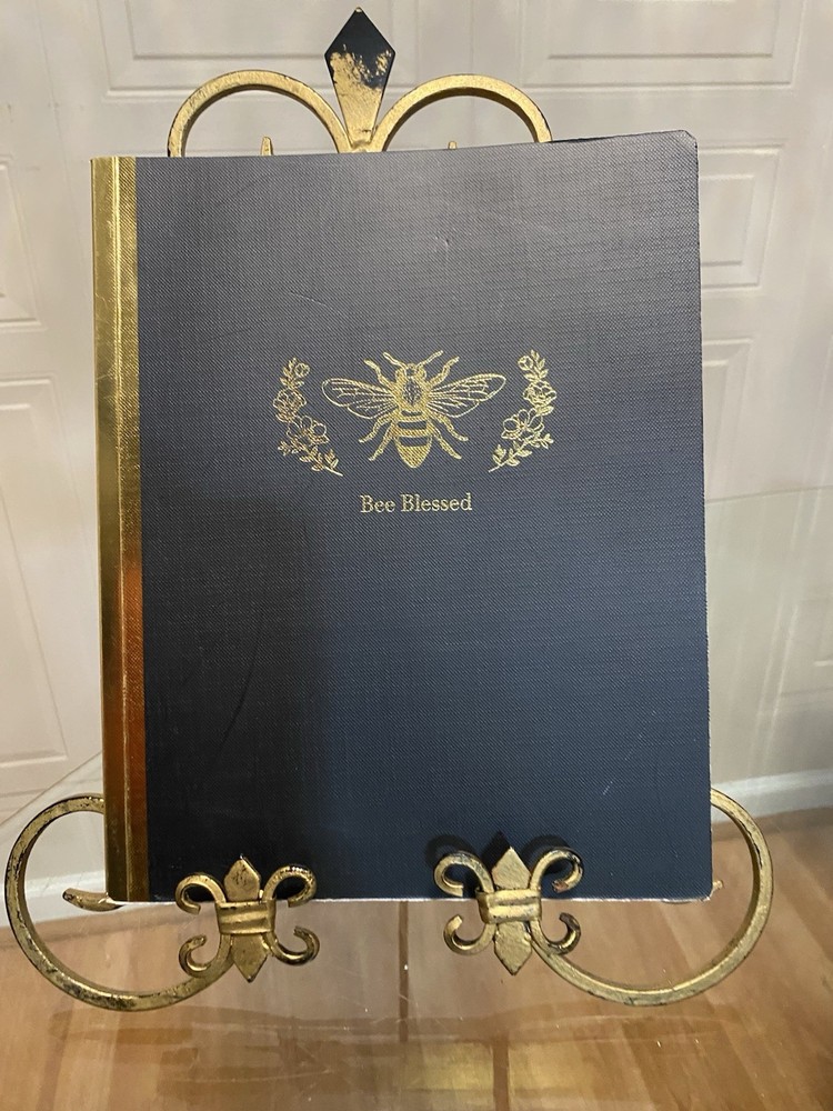 The Gracious Maker Notebook/ Journal 300 Pages