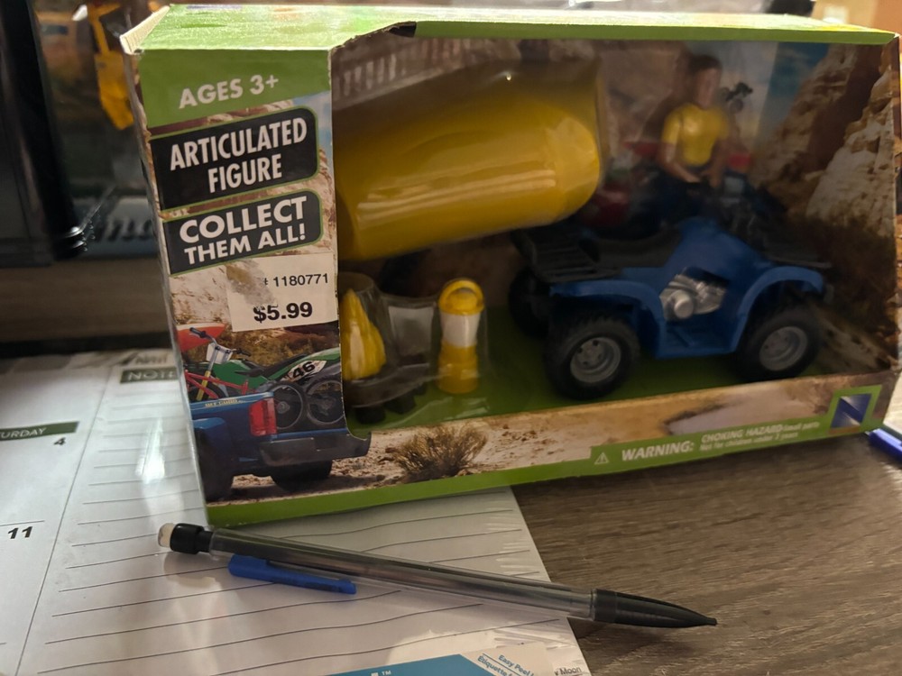 XTREME ADVENTURE SET , NIB # B19