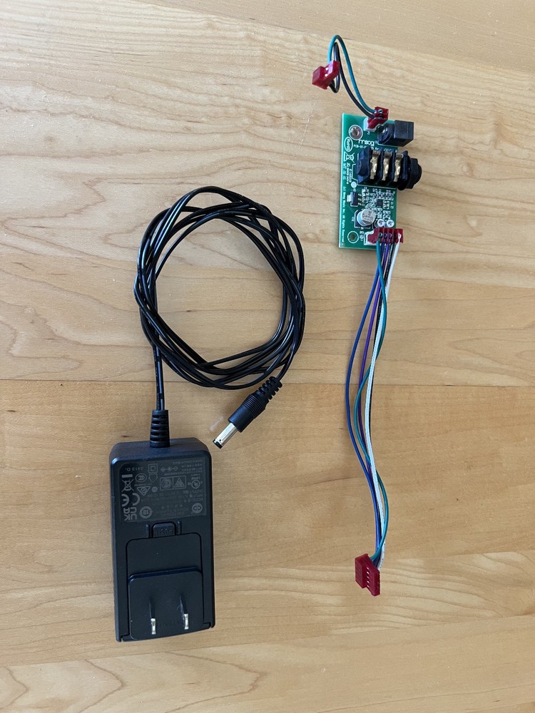 Moog semi-modular Power Board & Charger
