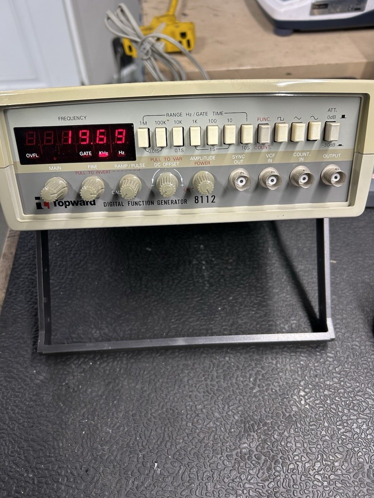 Topward 8112 Digital Function Generator 20MHz