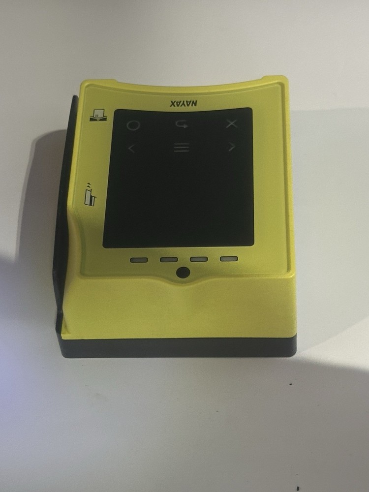 NONTRANSFERABLE Nayax VPos Touch For Touchless Payment