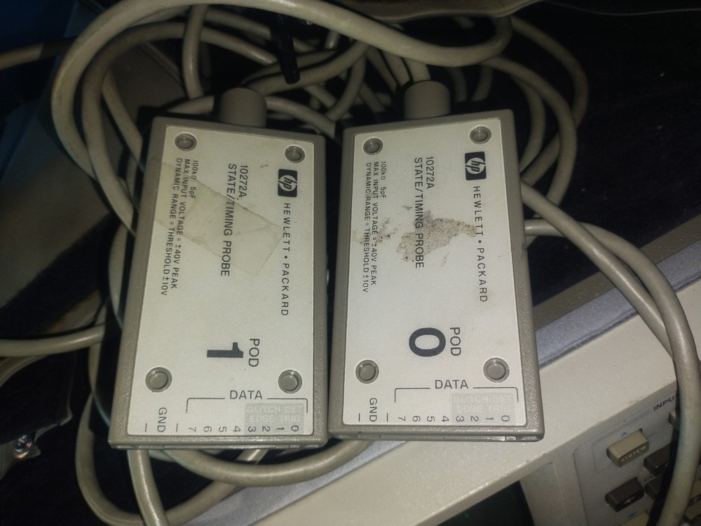 HP 1630D Logic Analyzer - Five Probes