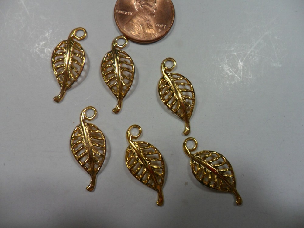 Vintage Gold Toned Leaf Pendant - 1" loop on right