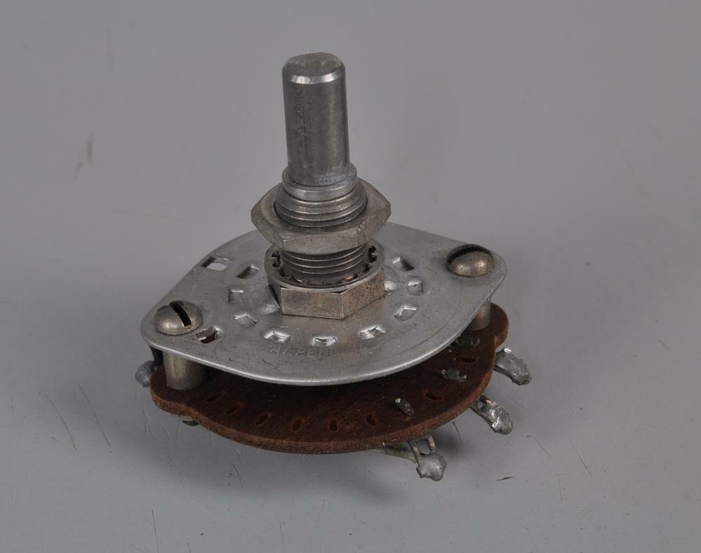 AUDIO RESPONSE SWITCH for R-390A RECEIVER