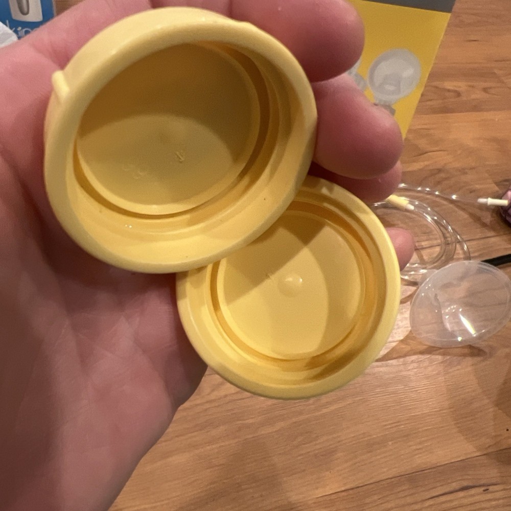 Medela Symphony Double Breast Pumping Kit Read Description-no Bottles