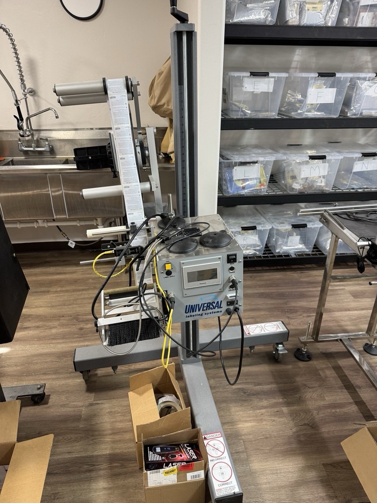 Universal Labeling Systems L15H Wipe-on Label Applicator Industrial Machine