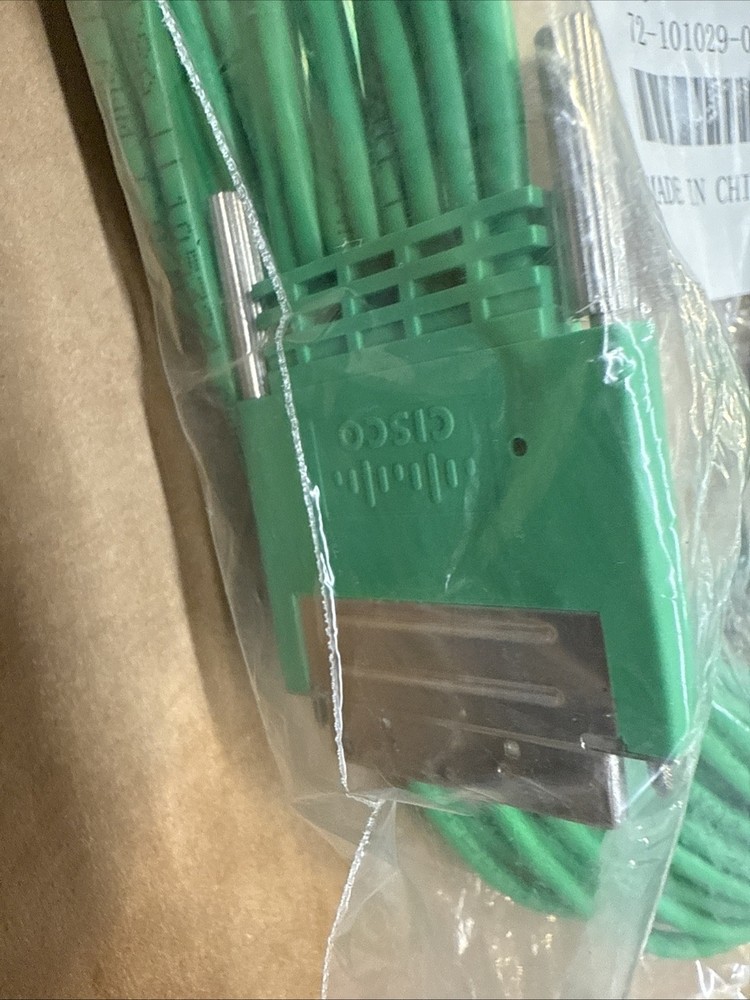Cisco CAB-HD8-ASYNC Cable 72-101029-01 REV A0 EIA-232 RJ-45 Asynchronous