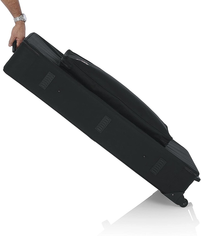 Gator GK-61 Lightweight Wheeled Keyboard Case