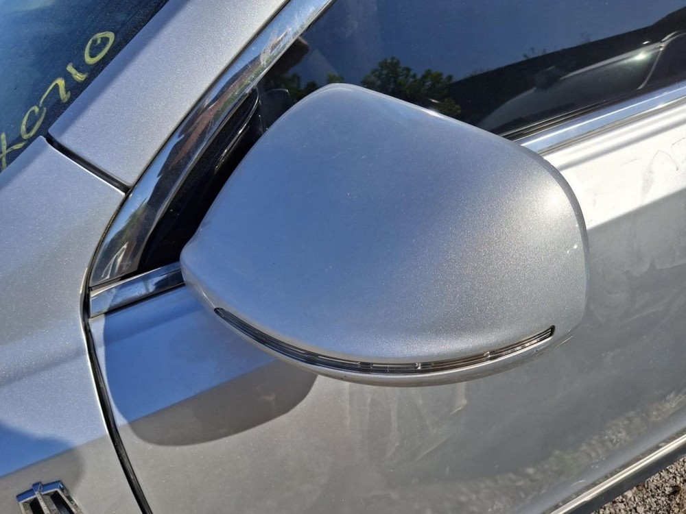 2012 Lincoln MKT SUV 8 Screen Dash Display Used NO ANTI-THEFT CODE