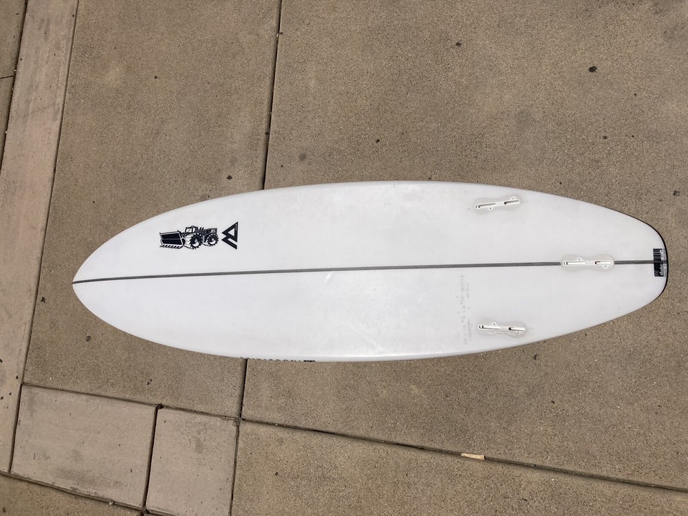 JS Monsta 5’11-26.9L