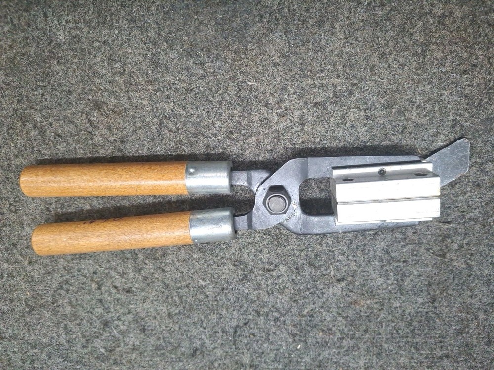 Mold For 72 Cal. Round Ball,. 690"