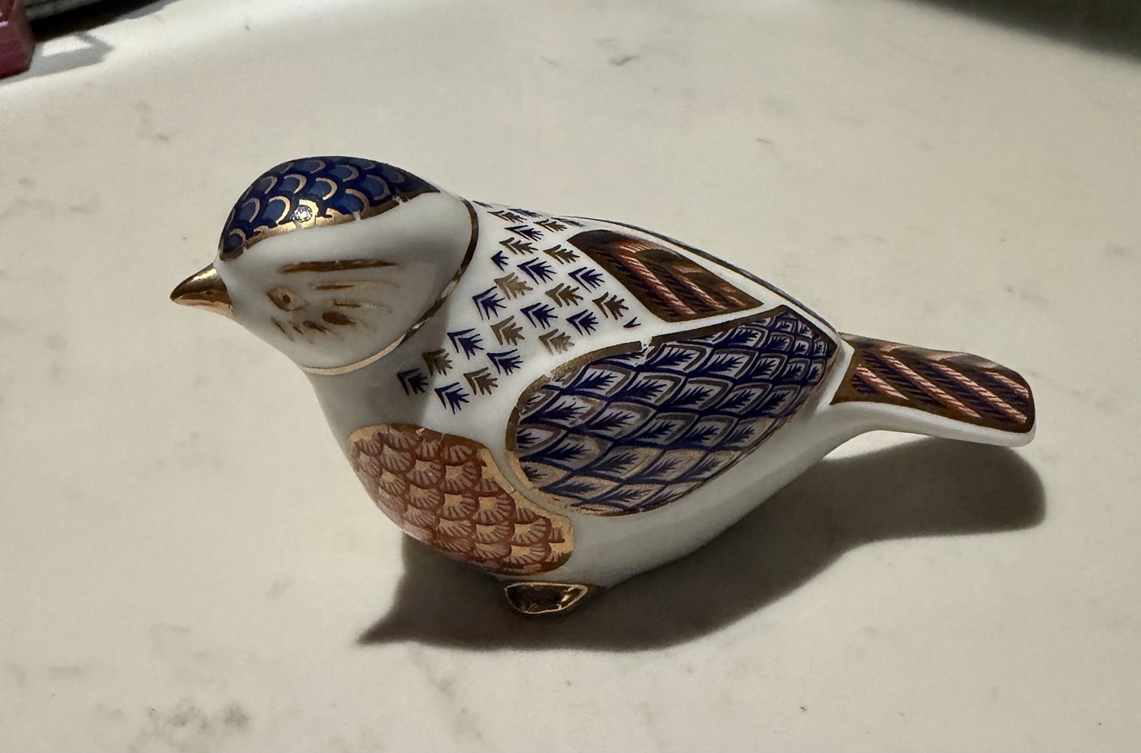 Vintage Japanese Porcelain Bird Figurine Chickadee Imari Decorative Paperweight