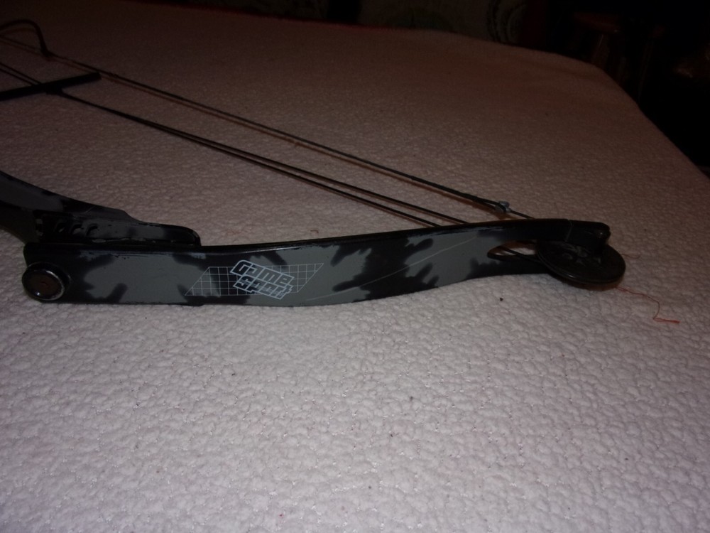 PSE Game Sport Compound Bow