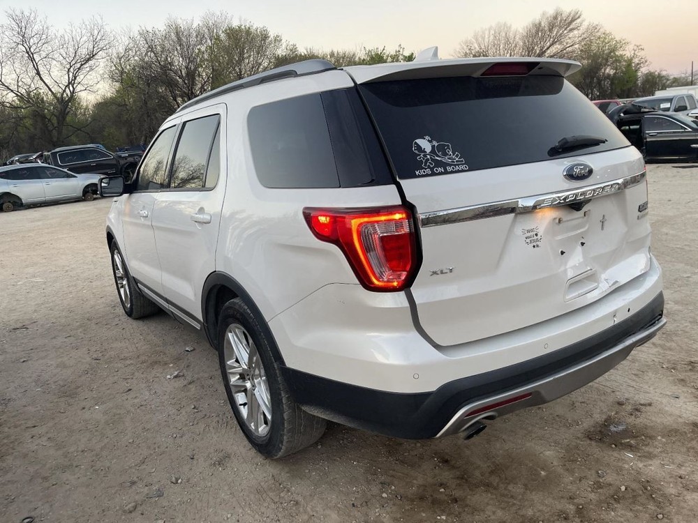 Camera/Projector Camera Rear Fits 16 EXPLORER 1014611